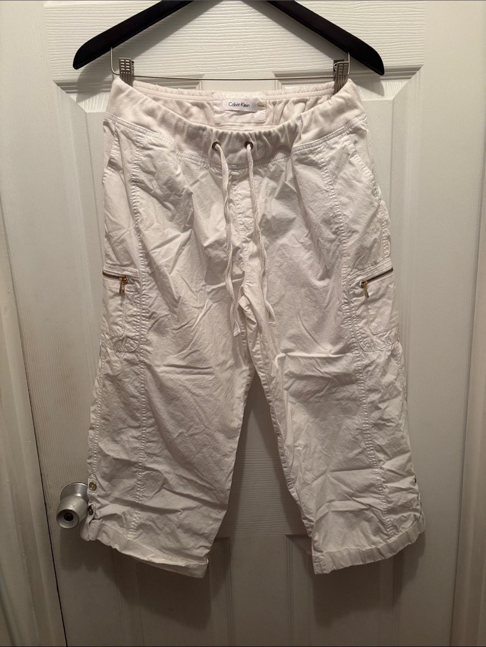 Calvin Klein White Women’s Cargo Drawstring Capri Shorts
